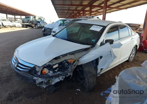 2012 Honda Accord 2.4 Se из США, поврежденный, VIN 1HGCP2F61CA109115